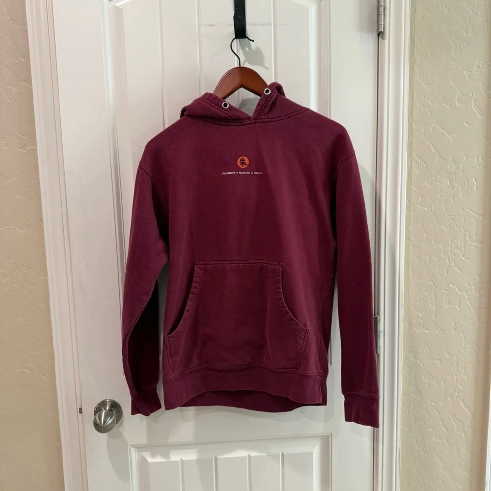Men's Small Primitive X Naruto Shippuden Itachi Uchiha Burgundy Hoodie Anime